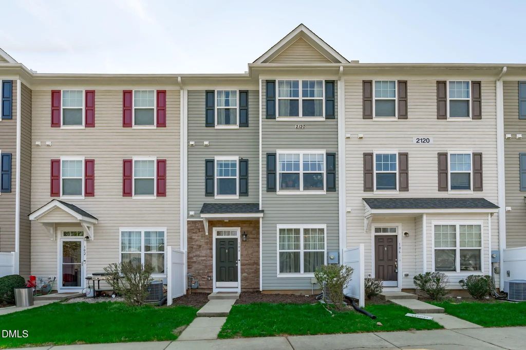 2120 Breezeway Drive 104, Raleigh