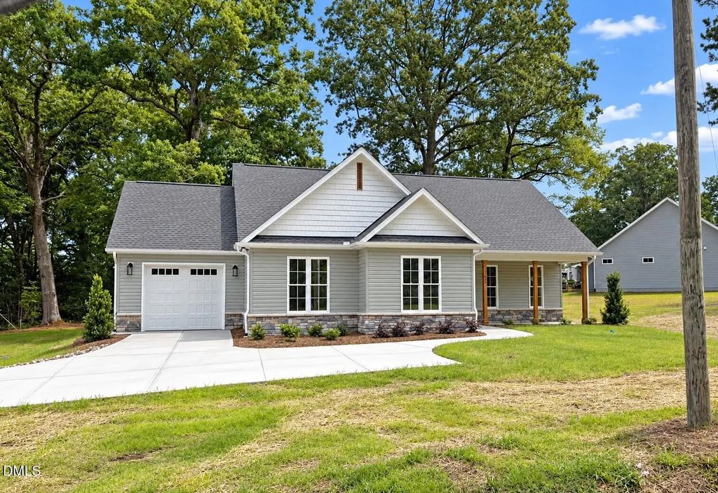 306 S Elm Street, Creedmoor