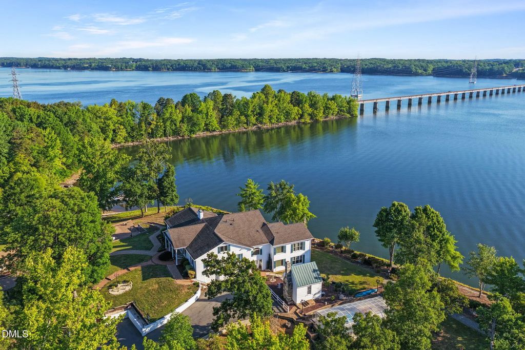 115 Dan Circle, Clarksville