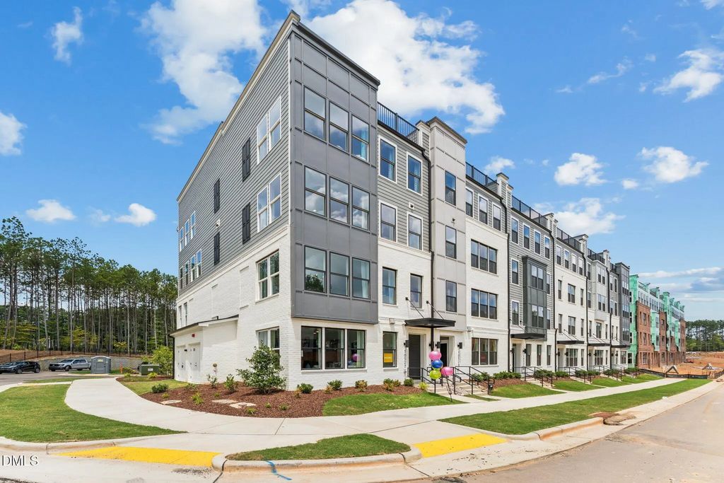 10522 Bailey Branch Drive 101, Raleigh