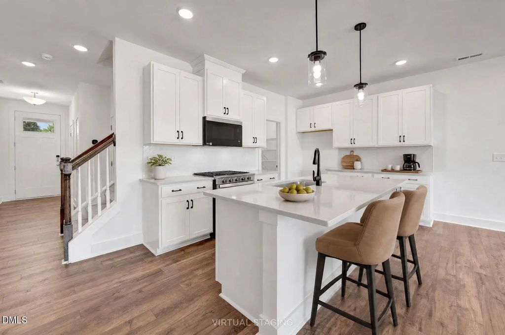 51 Ara Court 211, Angier