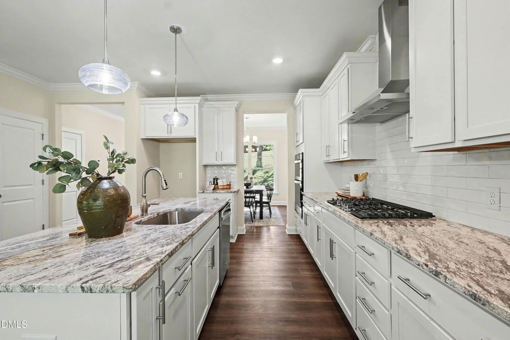 900 Sw Maynard Road, Cary
