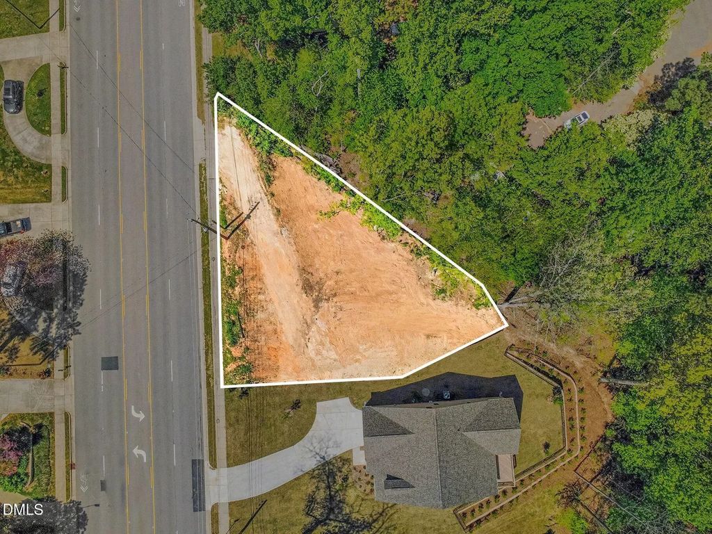 904 Sw Maynard Road, Cary