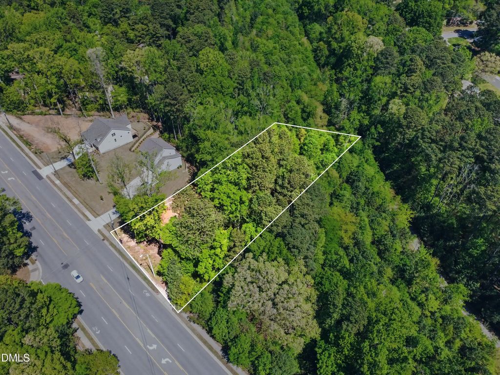 810 Sw Maynard Road, Cary