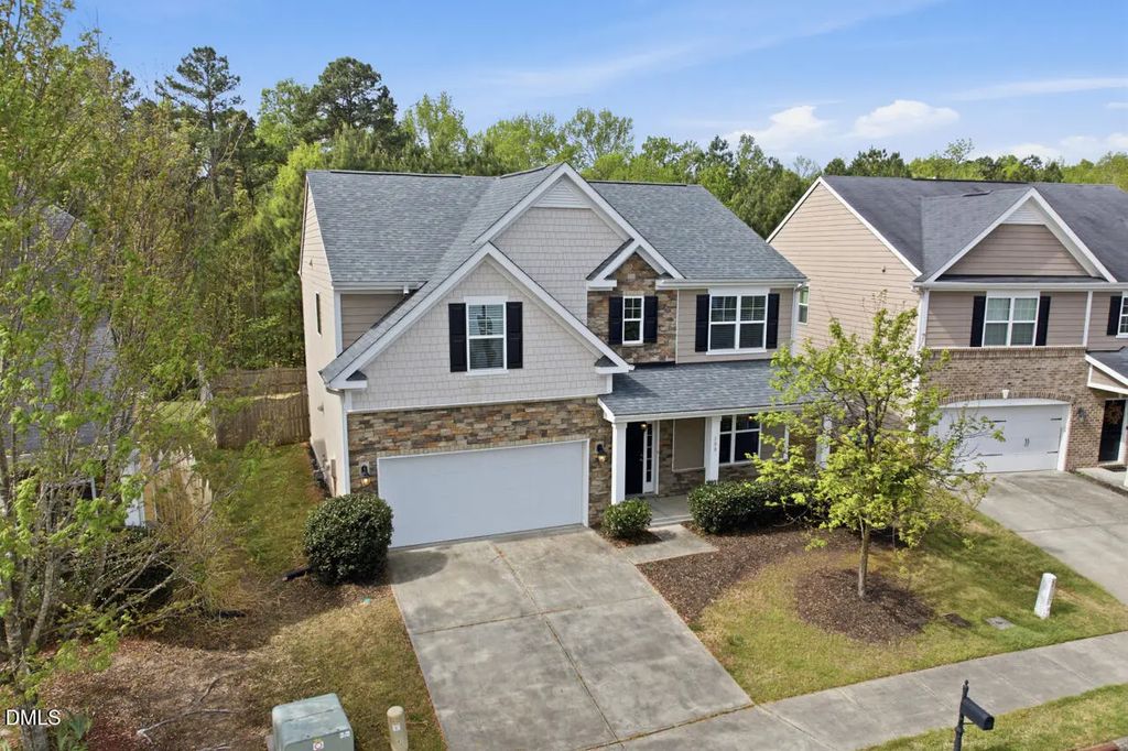 108 Glenview Lane, Durham