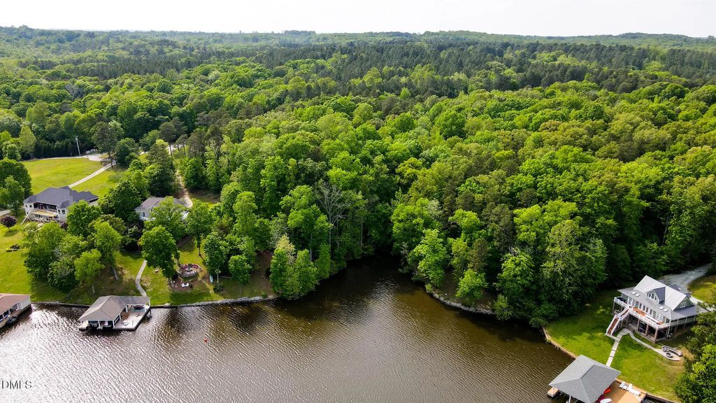 18 Black Angus Road, Leasburg