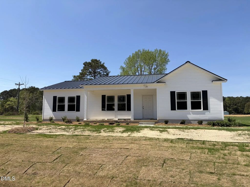 25 Jacobs Ridge Drive, Four Oaks