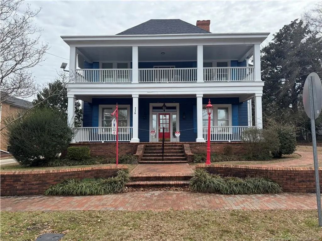 219 Dick Street E, Fayetteville