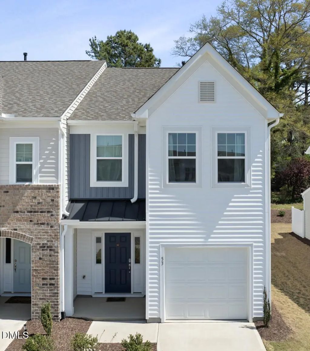 53 Bibury Way, Angier