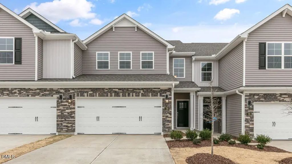 717 Gold Hill Way, Hillsborough