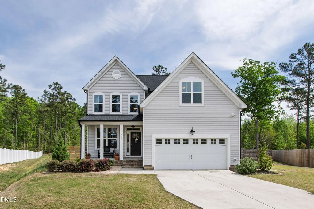 372 Nickleby Way, Wendell