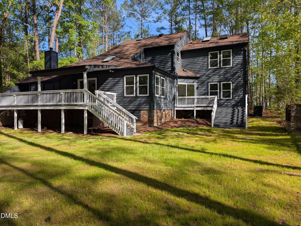 702 Hillandale Lane, Garner