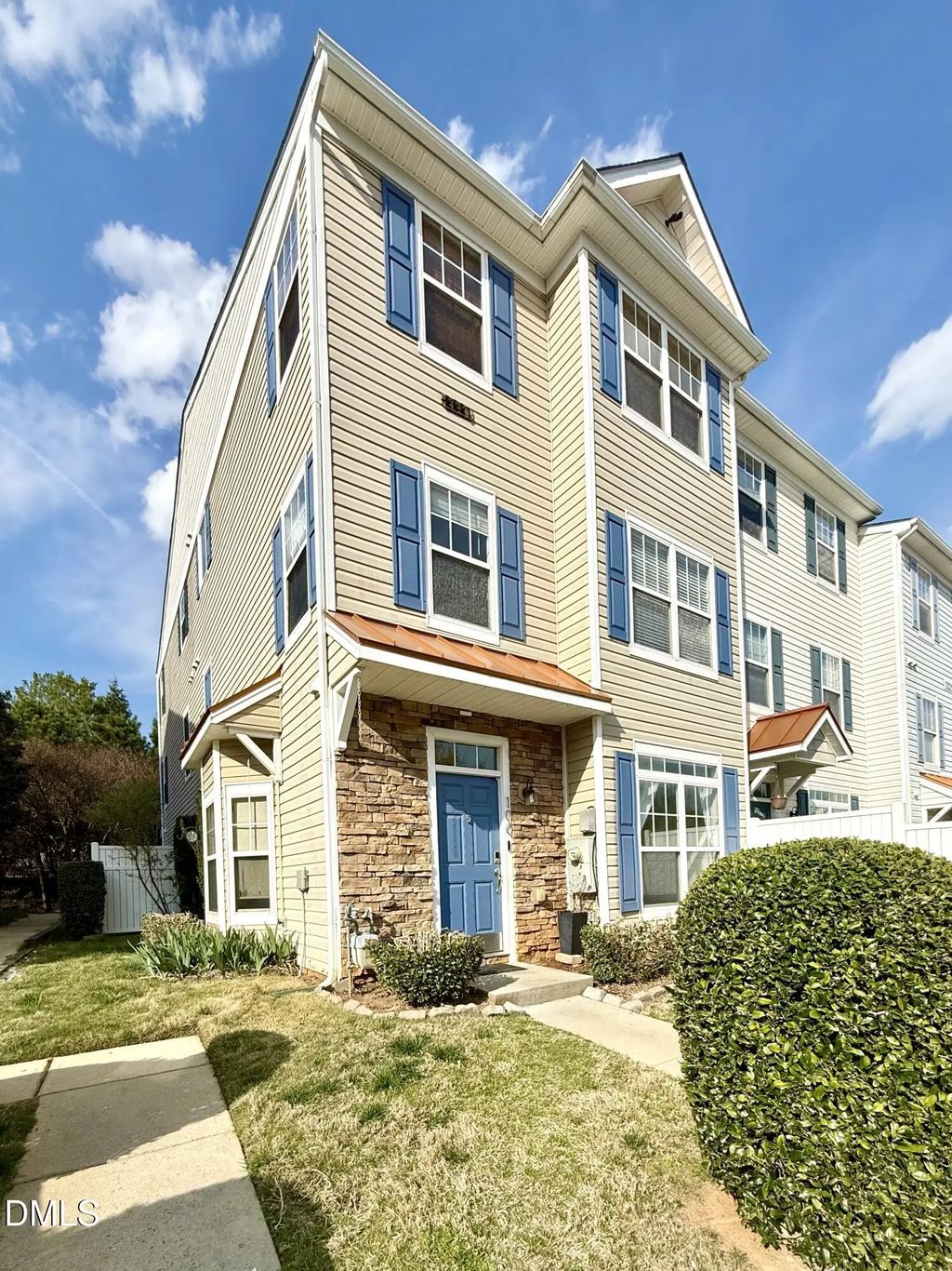 2221 Raven Road 100, Raleigh