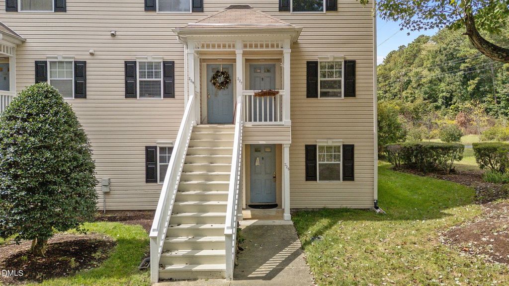 227 Schultz Street, Chapel Hill