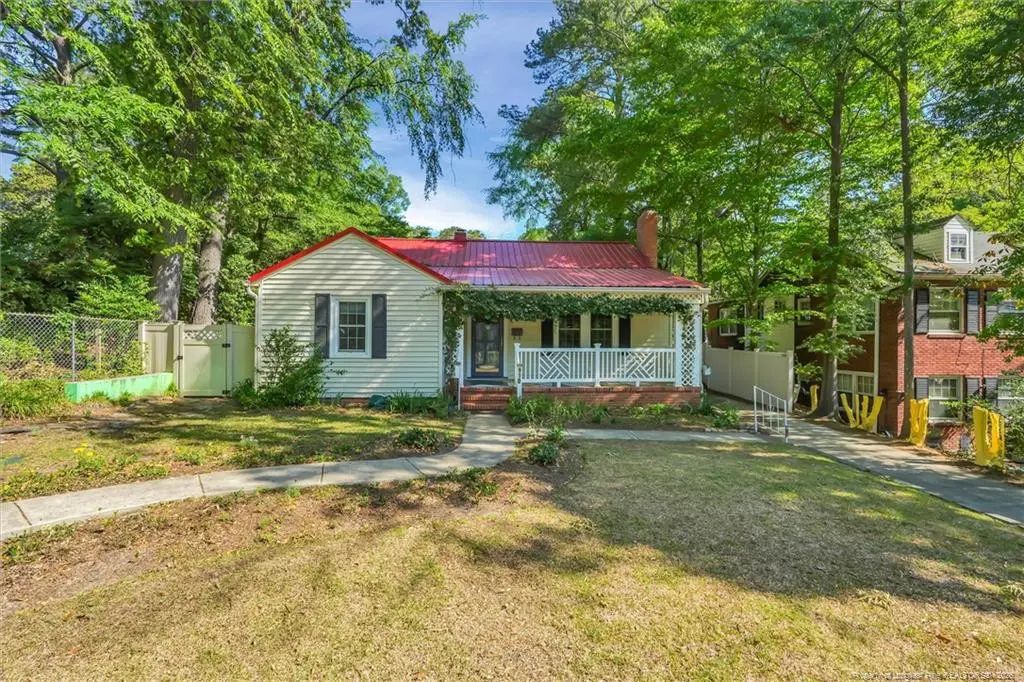 910 Clarendon Street, Fayetteville