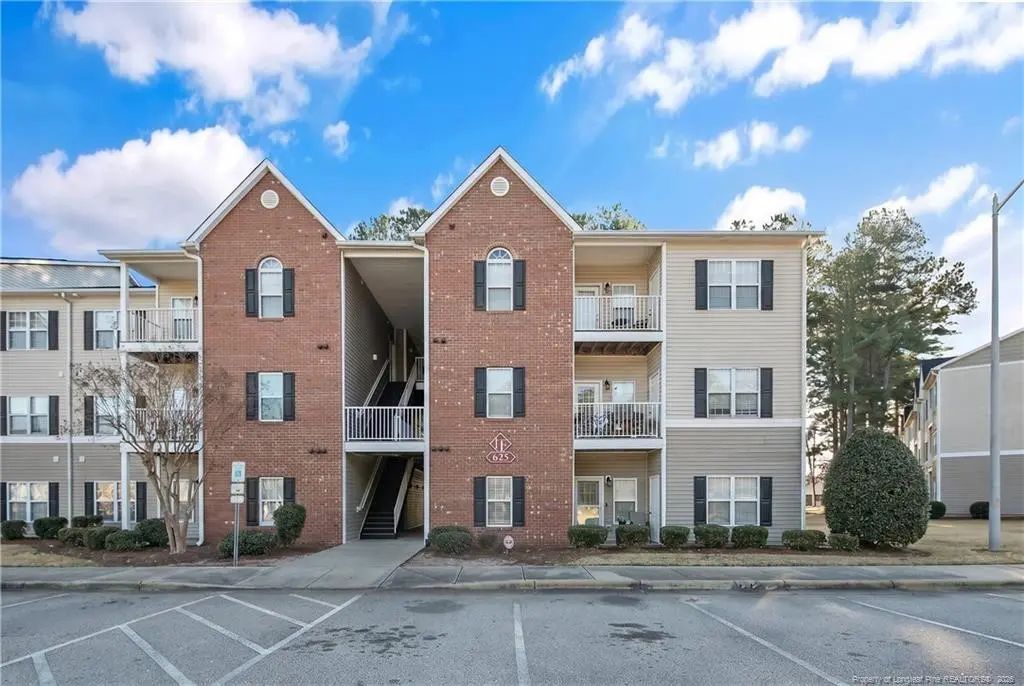 625 Marshtree Lane 208, Fayetteville