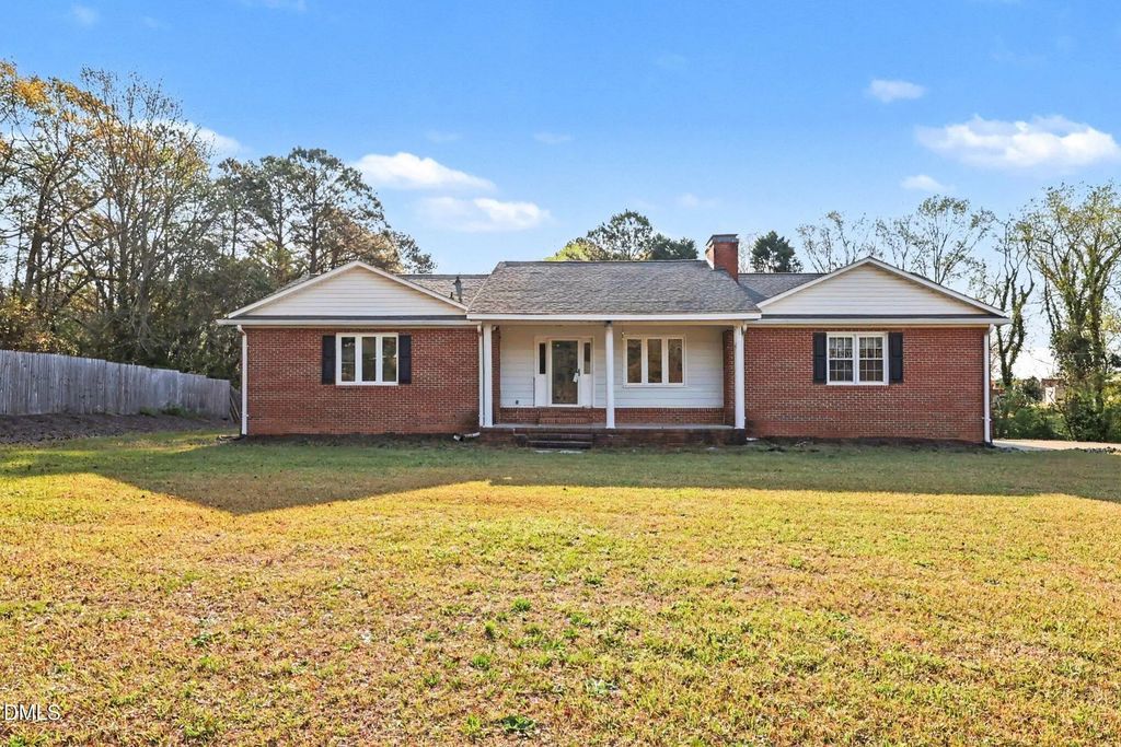 1940 N Carolina 111 Highway N, Goldsboro