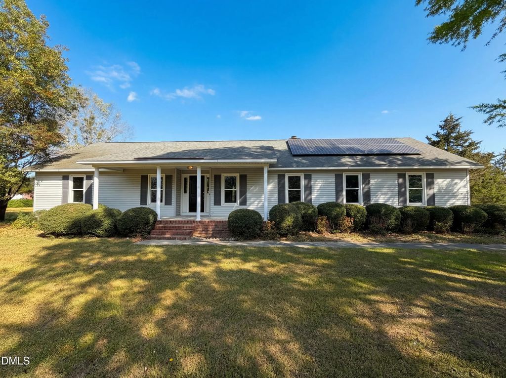 3209 County Line Road, Fayetteville