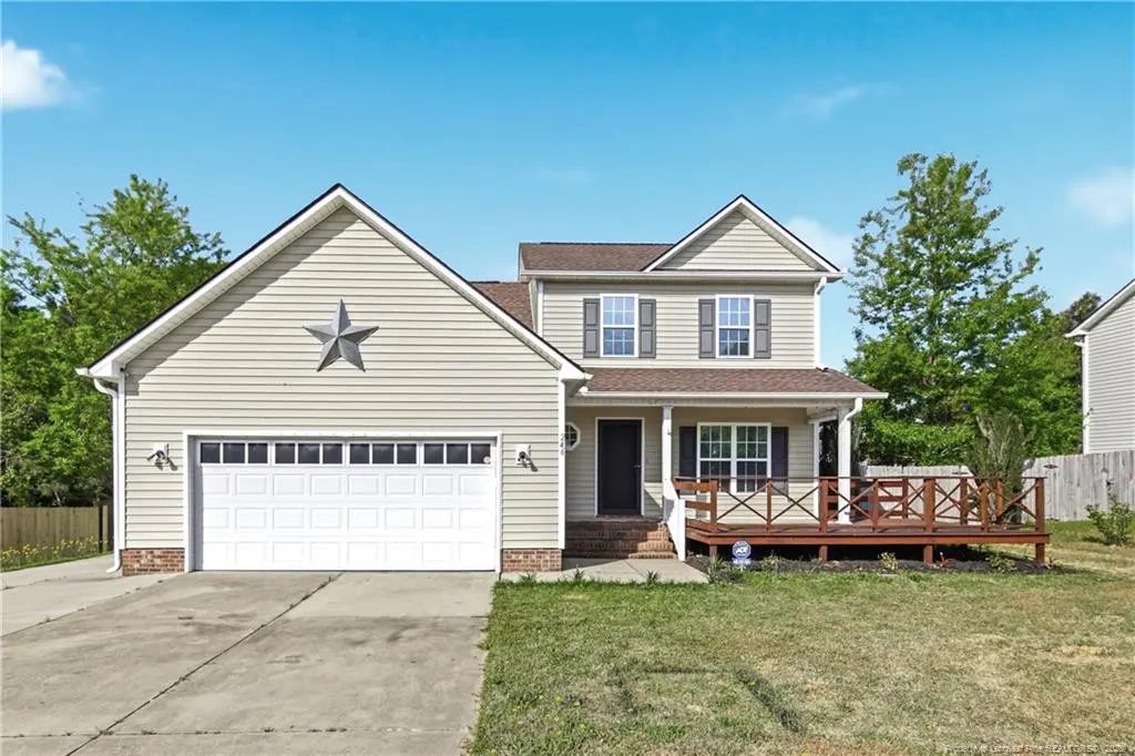 246 Fallingleaf Drive, Raeford