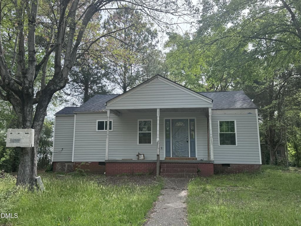 1507 Echo Road, Durham