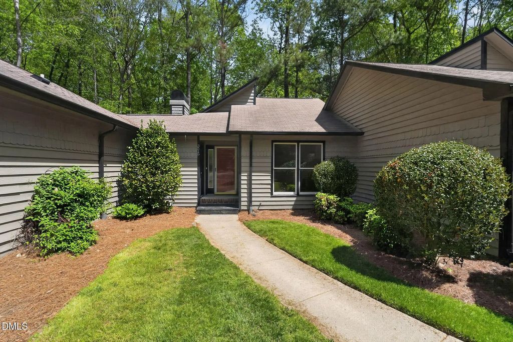 3515 Willowtree Lane, Clayton