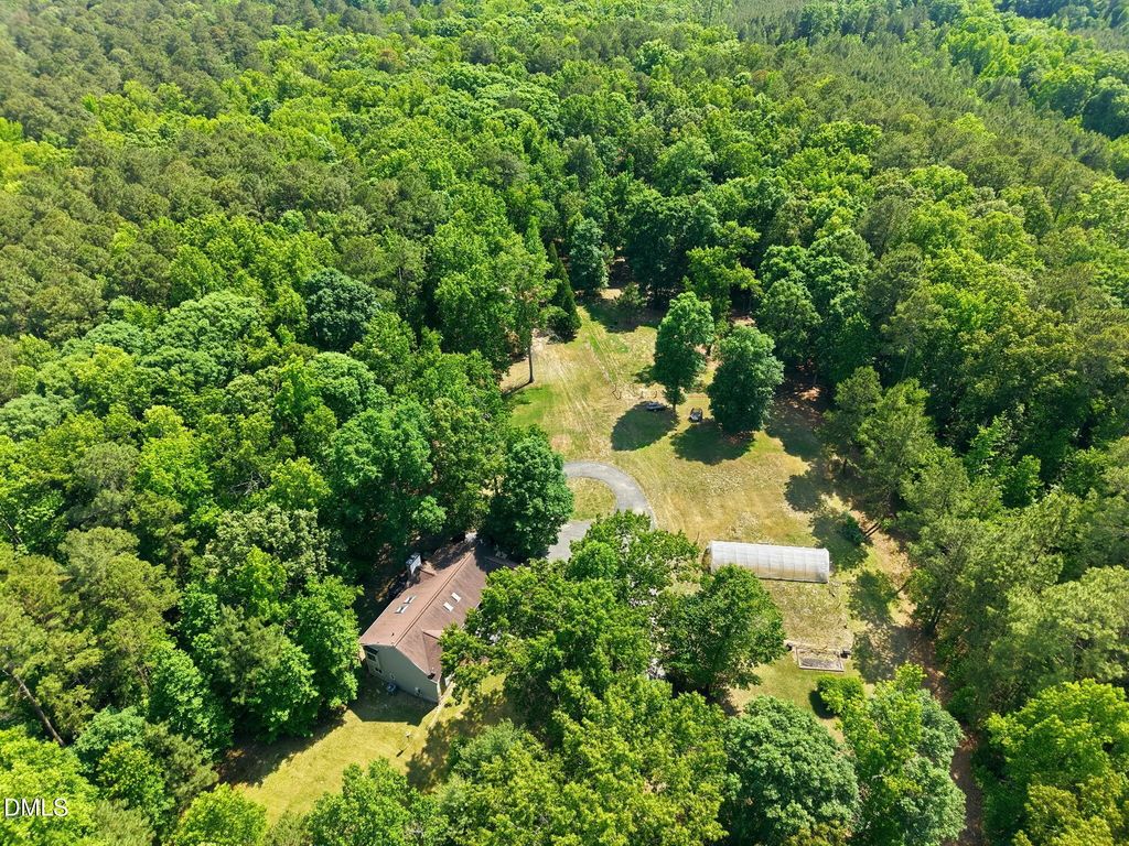 215 E Deer Run, Apex