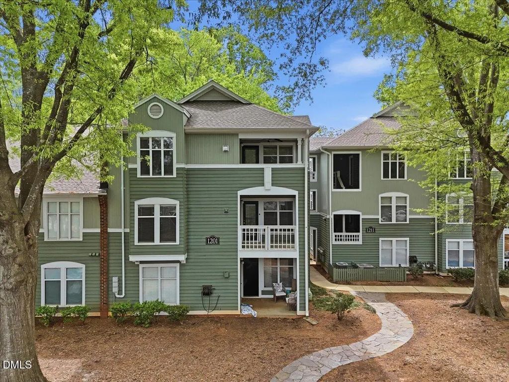 1201 Westview Lane, Raleigh
