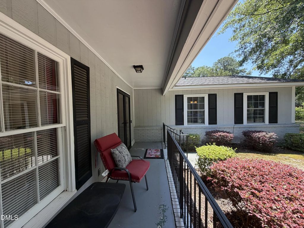 206 White Oak Road, Goldsboro