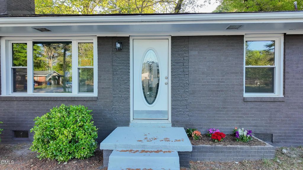 1100 Rountree Avenue Se, Wilson