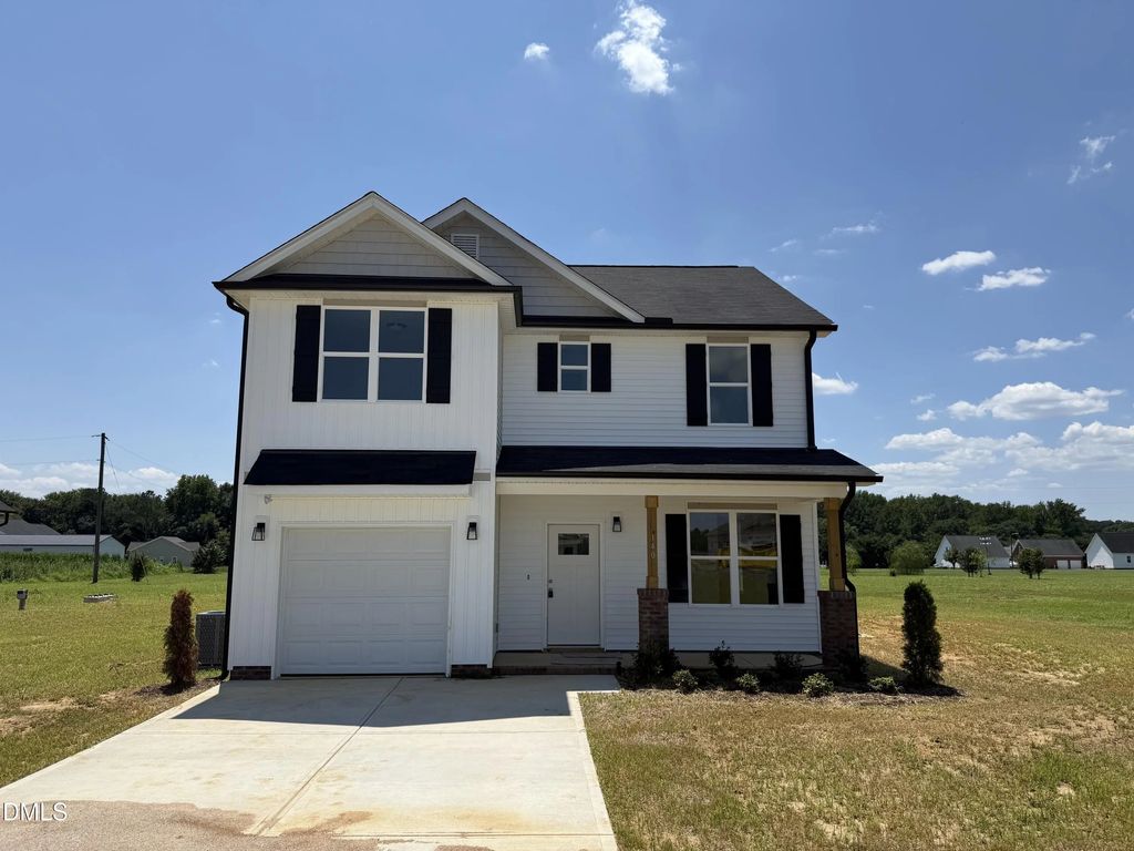 140 Longfield Court, Dunn
