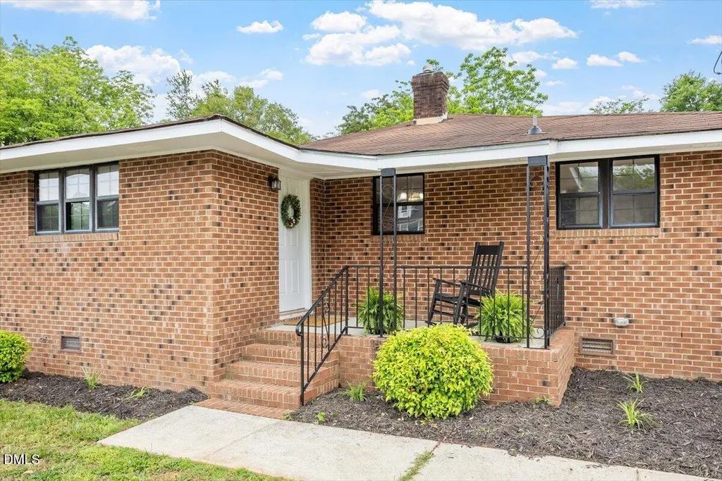 424 Como Drive, Raleigh