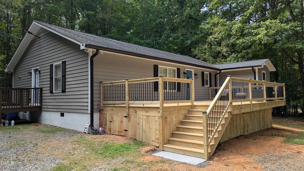 3200 Seven Springs Road, Hillsborough