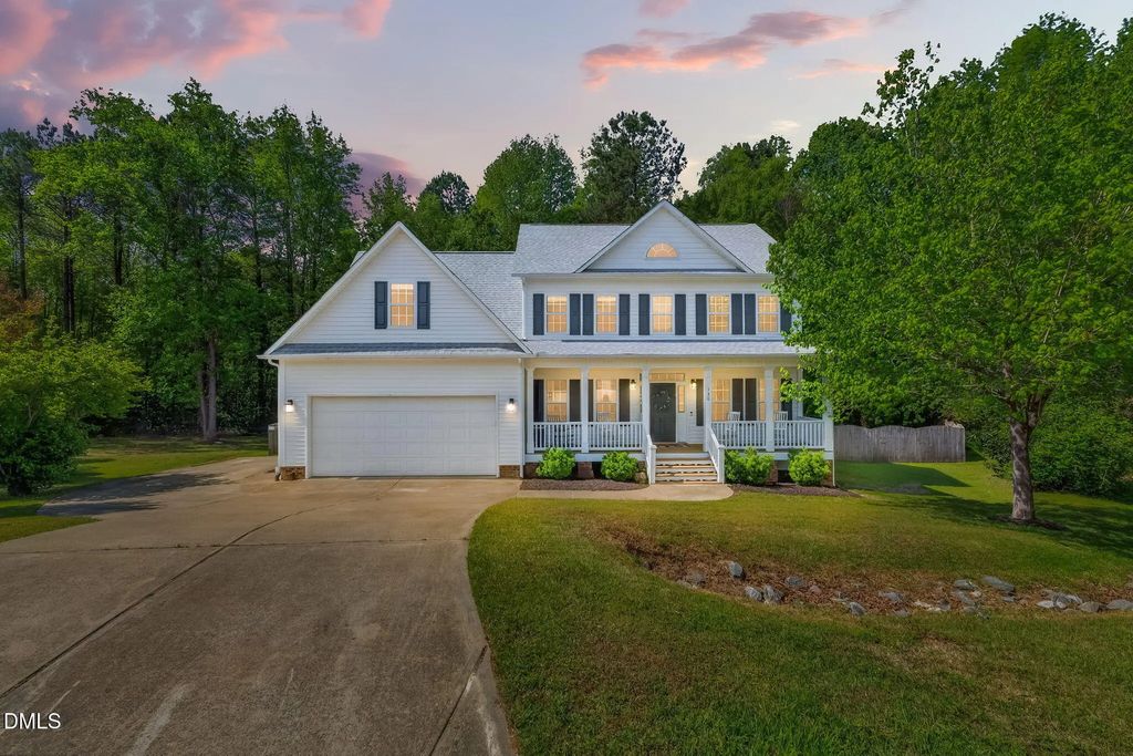 130 Pea Island Circle, Garner