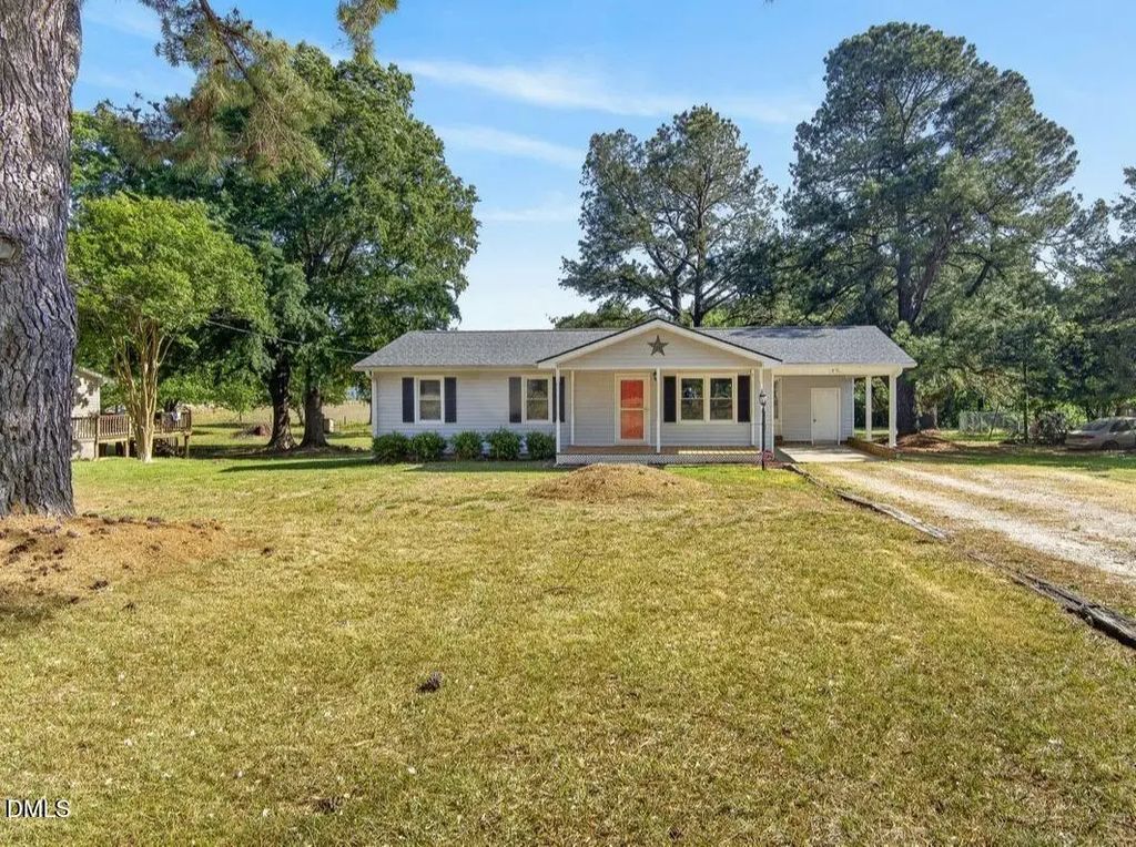 1020 Jackson Royster Road, Henderson