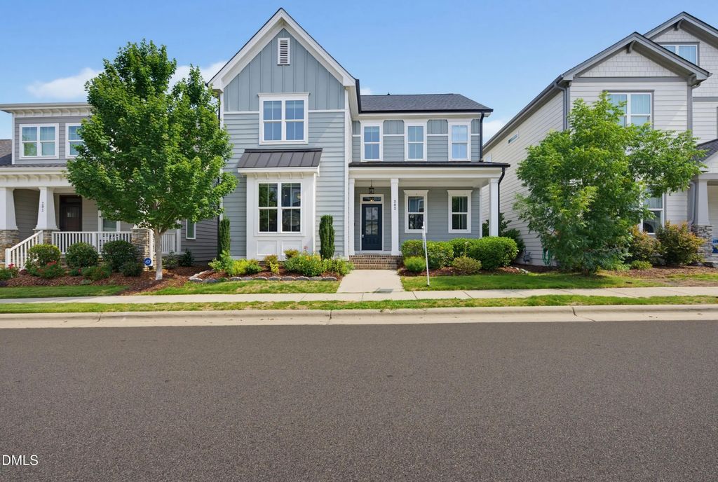 303 Quarter Gate Trace, Chapel Hill