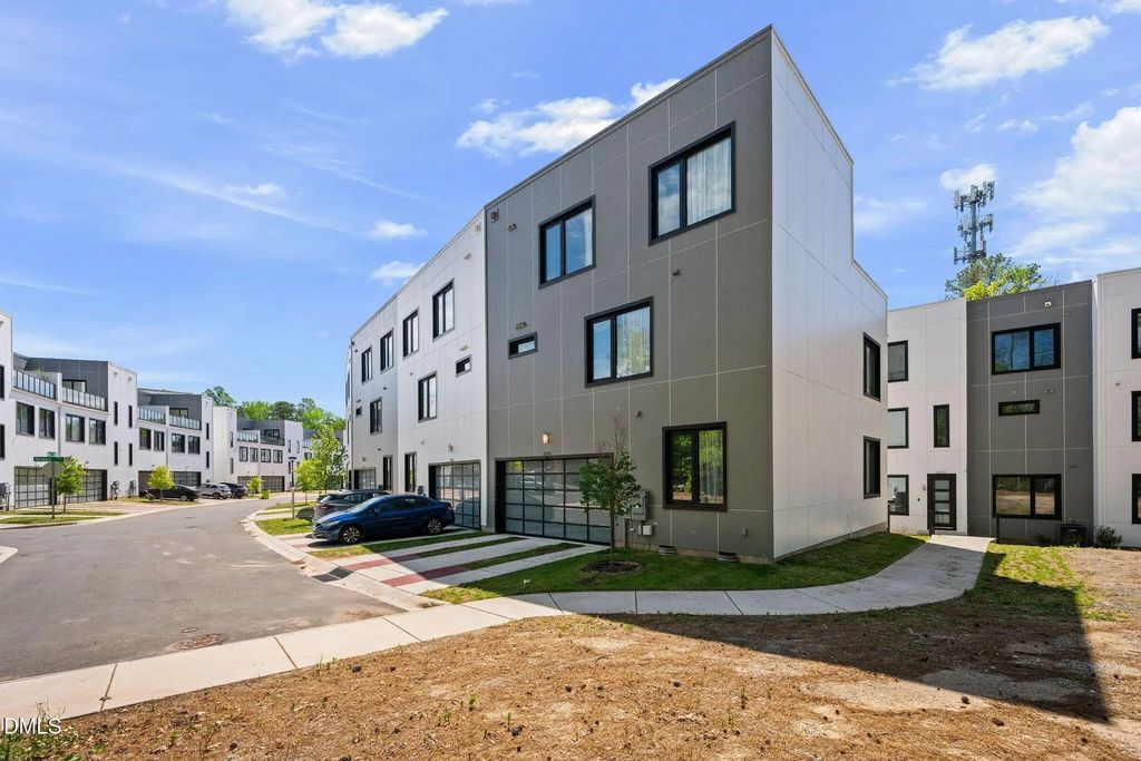 1048 Nova Street, Durham