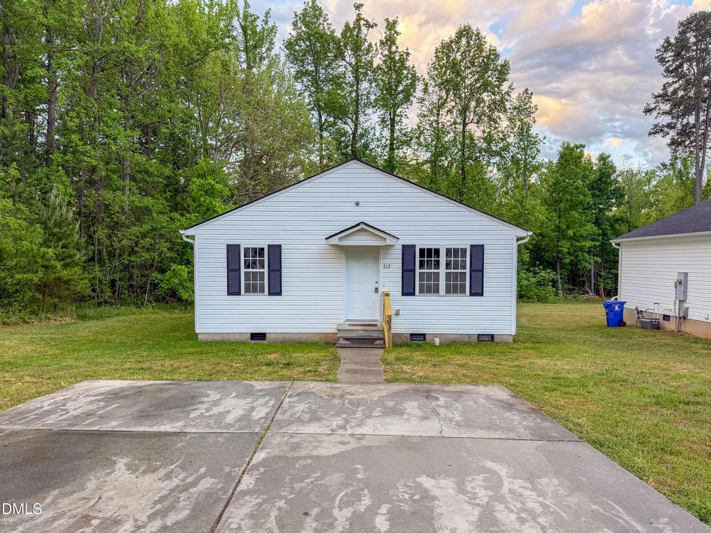 717 Roosevelt Street, Mebane