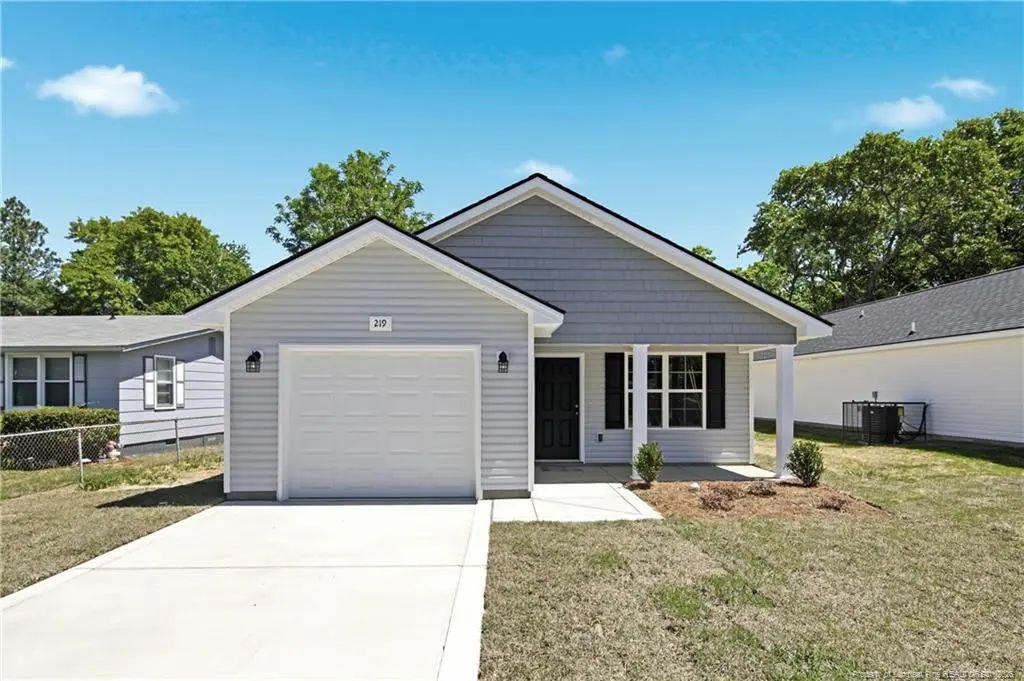 219 S Fifth Street, Spring Lake