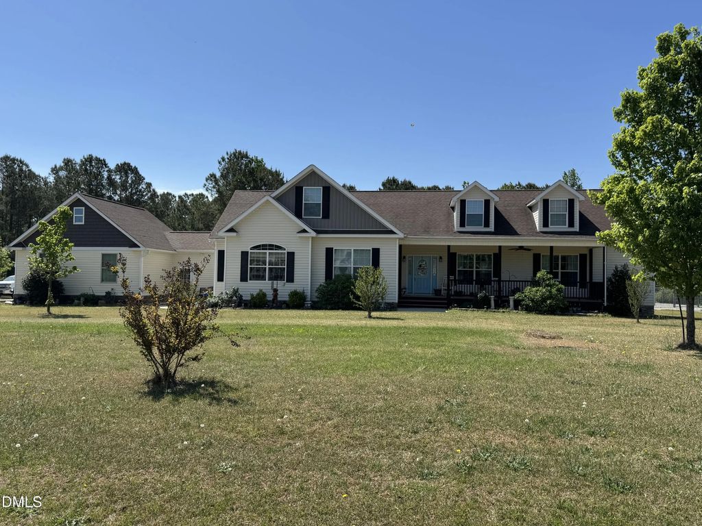 640 Tart Town Road, Dunn