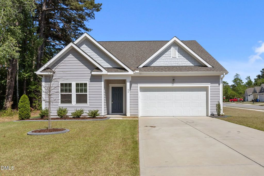 88 Molly Mac Lane, Angier