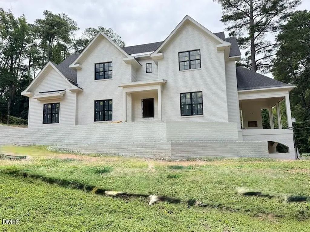 2123 Dunhill Drive, Raleigh