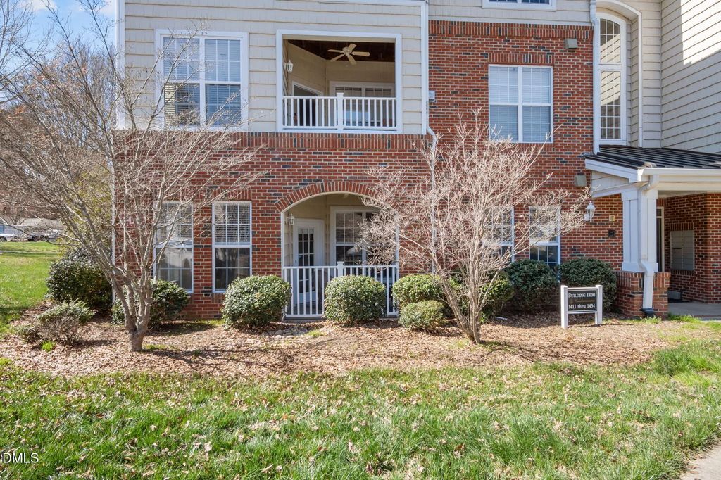 1411 Arborgate Circle, Chapel Hill