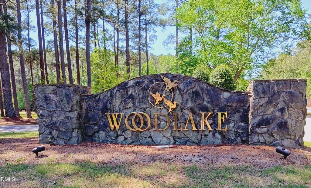 859 Bob White Drive, Vass