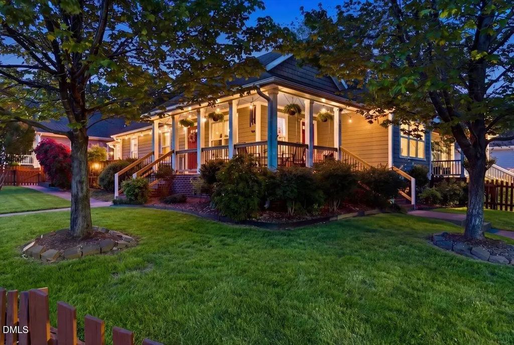 901 Dorothy Sanders Way, Raleigh
