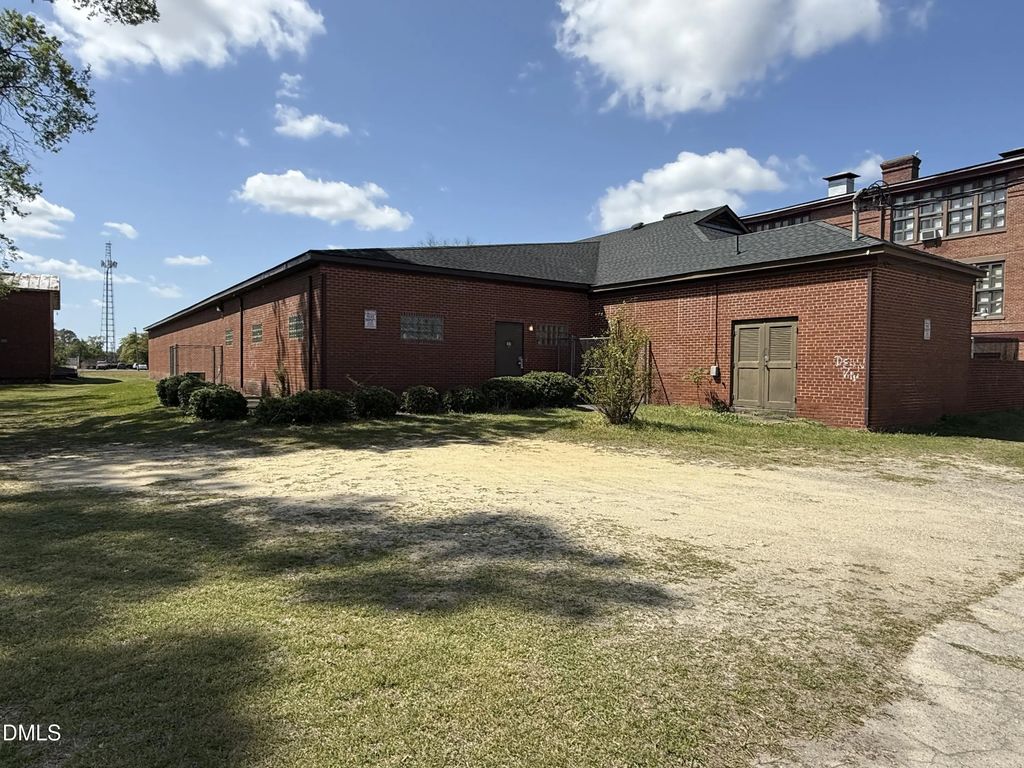 300 Park Avenue, Goldsboro