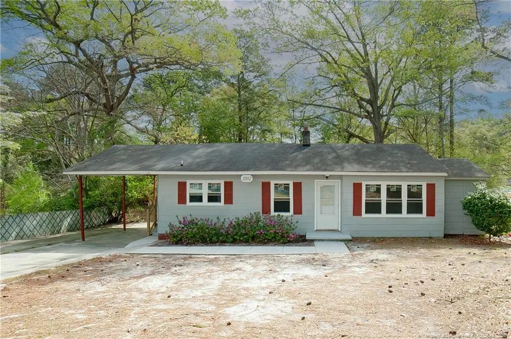3502 Greenwood Drive, Fayetteville