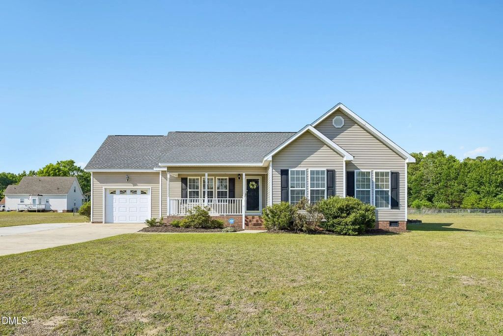 1013 Deer Oaks Court, Raleigh