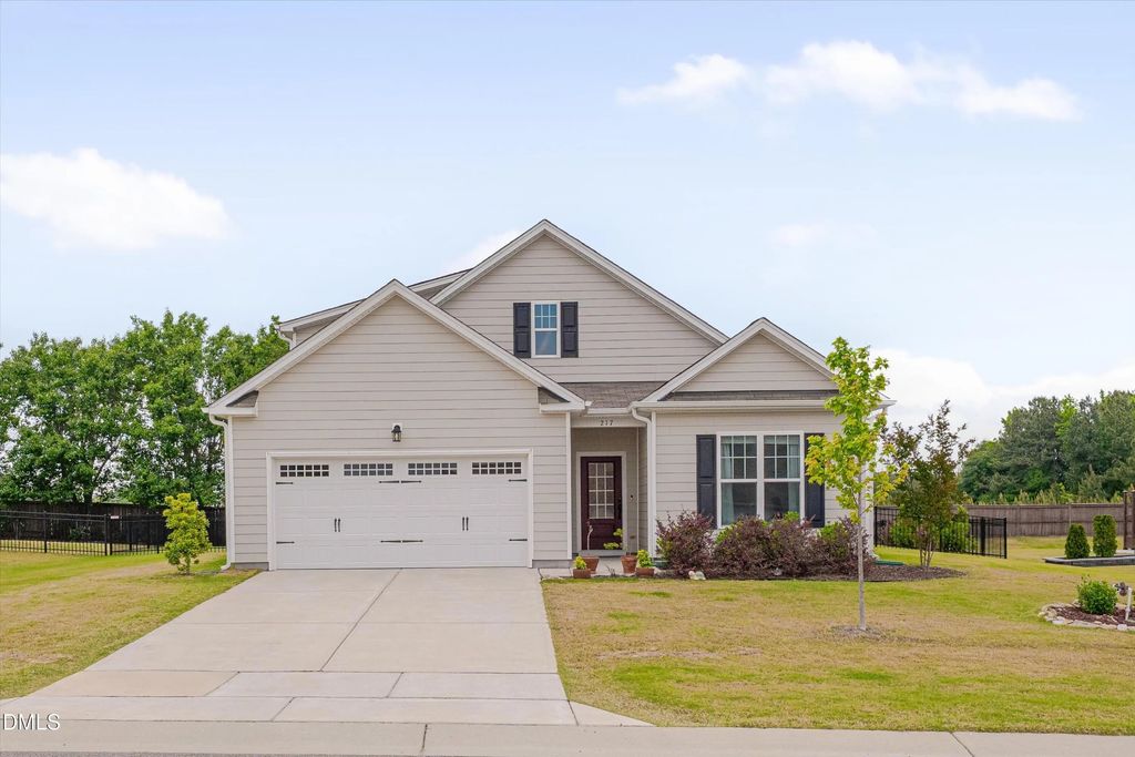 217 Lily Oak Drive, Rolesville