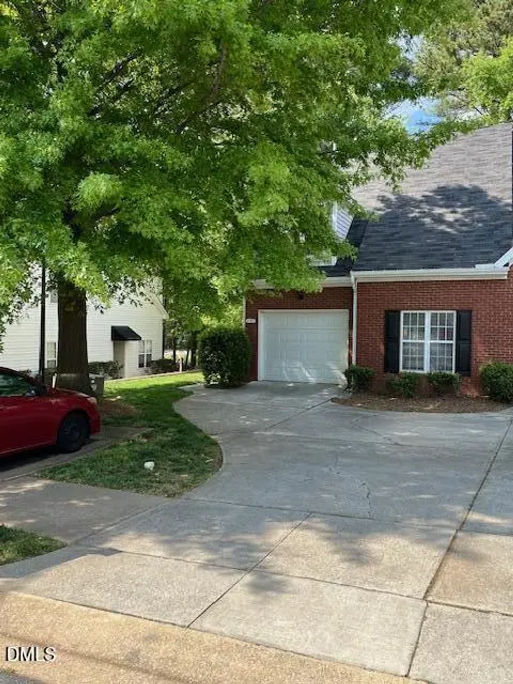 141 Bayleigh Court, Garner