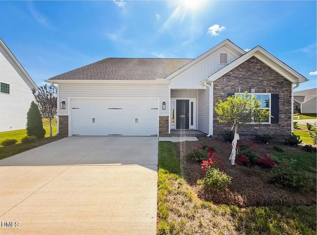 816 Council Ridge Road 15, Graham